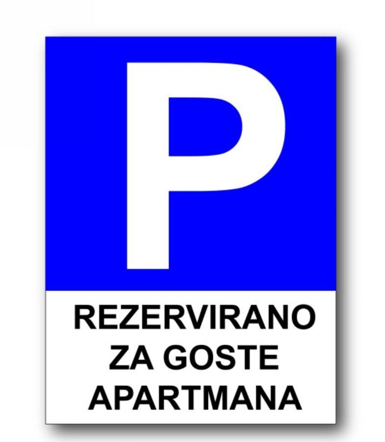 Apartments Mary & Free Parking Rovinj Exteriör bild